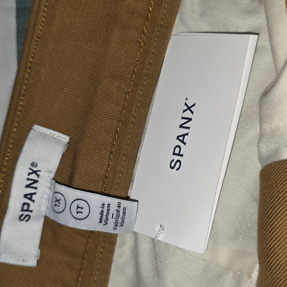 SPANXsupersmooth™ Stretch Twill Cropped Wide Leg Pant In Flax - Picture 10 of 11